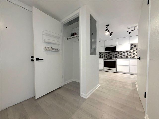 3707 PINE CONE CIRCLE, Clearwater, FL 33760