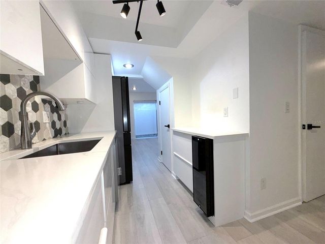 3707 PINE CONE CIRCLE, Clearwater, FL 33760