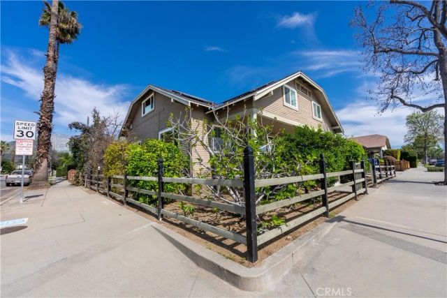 347 W Lemon, Monrovia, CA 91016