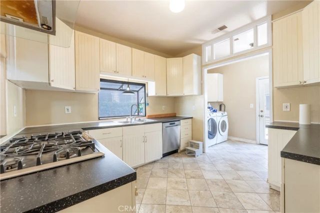 347 W Lemon, Monrovia, CA 91016