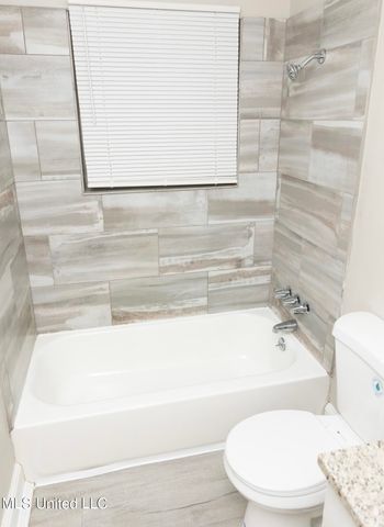 423 Toni Lane, Pearl, MS 39208