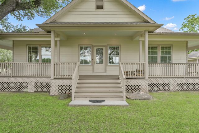 10618 Hufsmith Road, Tomball, TX 77375