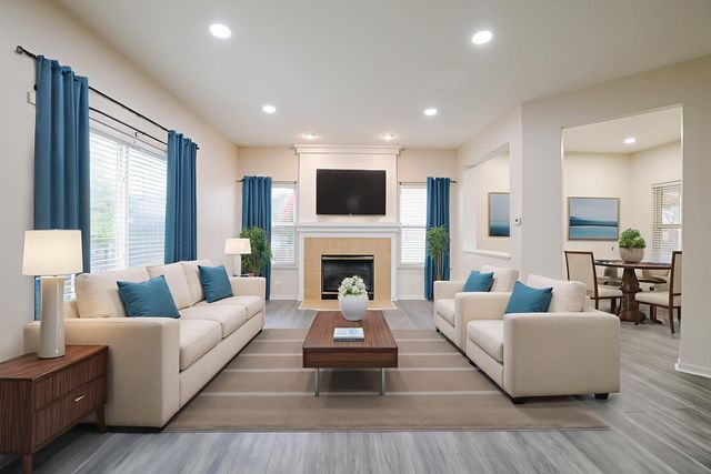 204 Aspen Circle, Gilberts, IL 60136