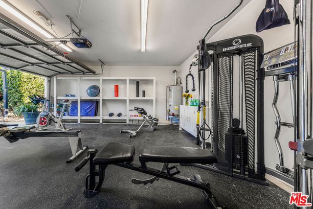 725 Oxford Avenue, Los Angeles, CA 90292