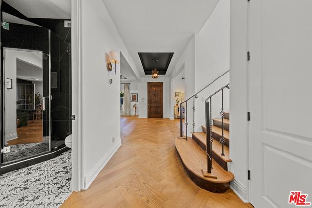 725 Oxford Avenue, Los Angeles, CA 90292