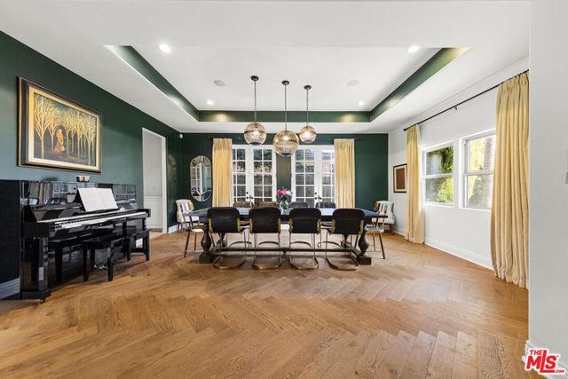 725 Oxford Avenue, Los Angeles, CA 90292