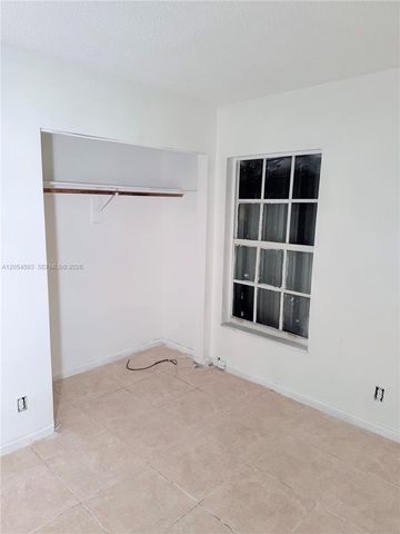 1561 NW 7th Terrace, Pompano Beach, FL 33060