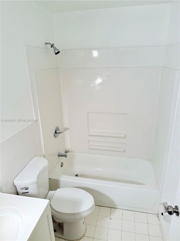 1561 NW 7th Terrace, Pompano Beach, FL 33060