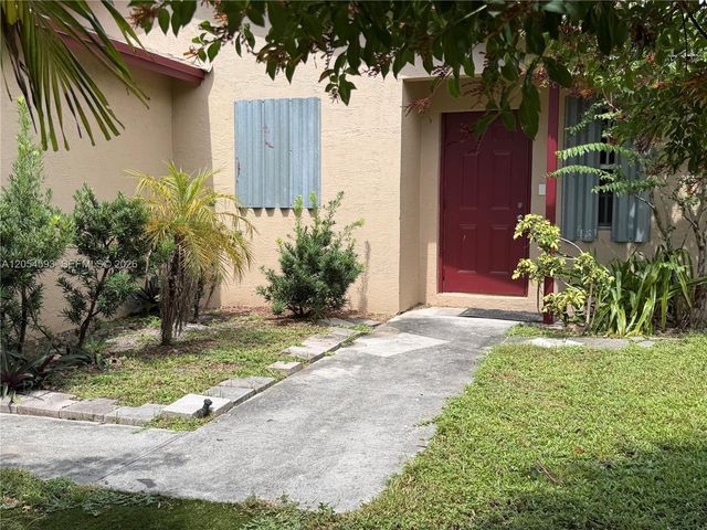 1561 NW 7th Terrace, Pompano Beach, FL 33060
