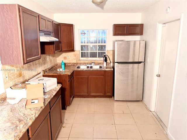 1561 NW 7th Terrace, Pompano Beach, FL 33060