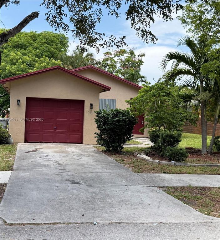 1561 NW 7th Terrace, Pompano Beach, FL 33060