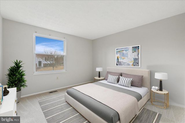 12702 LUNAN RD, Clinton, MD 20735