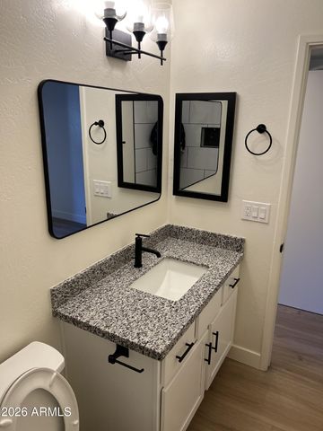 10 W CONCORDA Drive 104, Tempe, AZ 85282