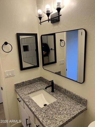 10 W CONCORDA Drive 104, Tempe, AZ 85282
