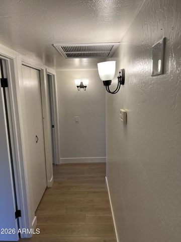 10 W CONCORDA Drive 104, Tempe, AZ 85282