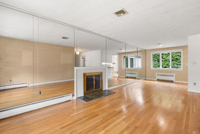 25 Countryside Ln, Marblehead, MA 01945