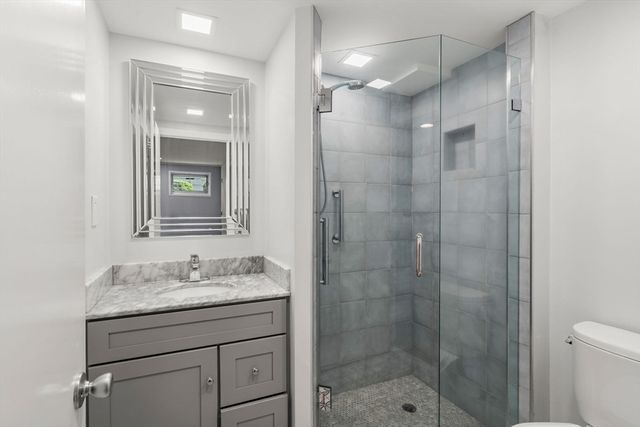 25 Countryside Ln, Marblehead, MA 01945