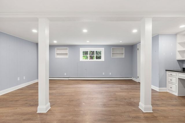 25 Countryside Ln, Marblehead, MA 01945