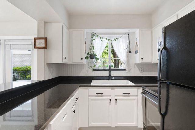 6940 Roswell Road 21C, Sandy Springs, GA 30328