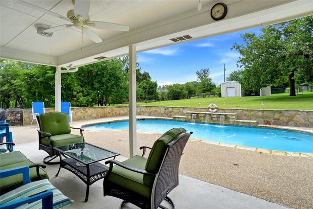 114 Bolivar Drive, Weatherford, TX 76085