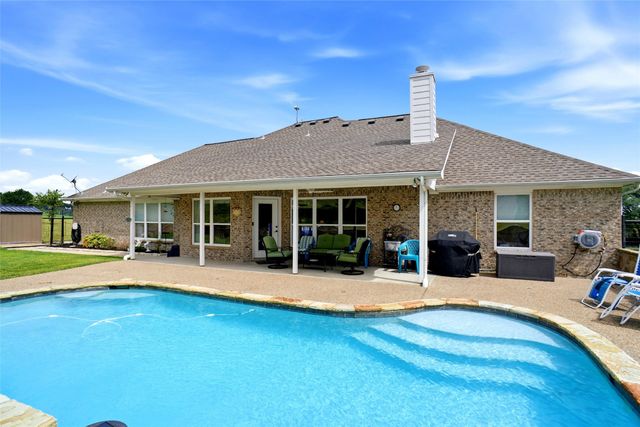 114 Bolivar Drive, Weatherford, TX 76085