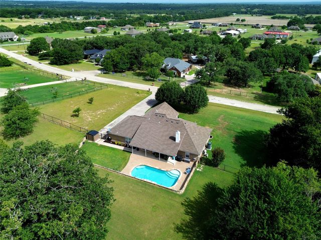 114 Bolivar Drive, Weatherford, TX 76085