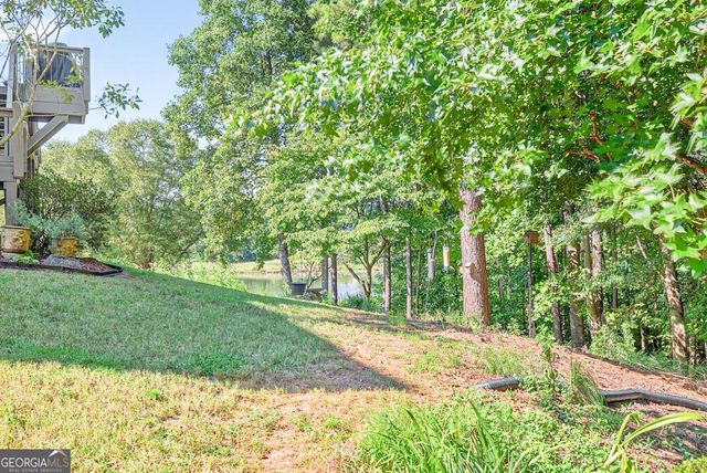 994 Fairview Club Circle, Dacula, GA 30019