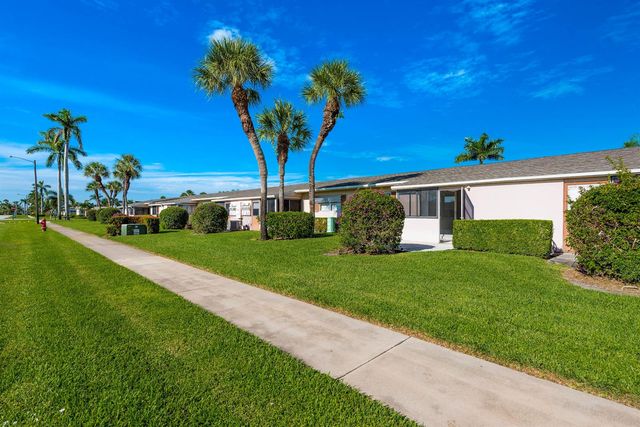 2739 Dudley Drive W D, West Palm Beach, FL 33415