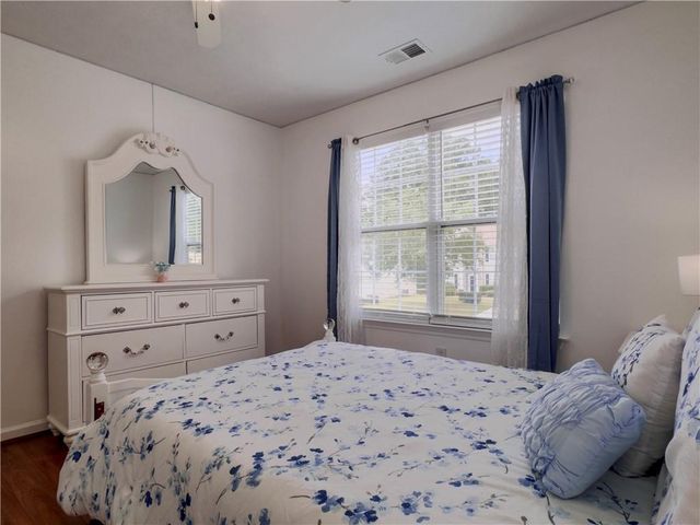 1559 Woodmore SW Drive, Marietta, GA 30008