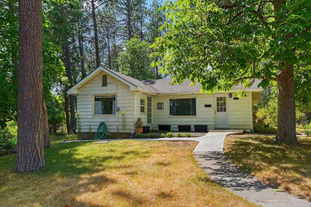 624 LINCOLN St, Cheney, WA 99004