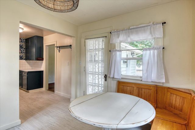624 LINCOLN St, Cheney, WA 99004