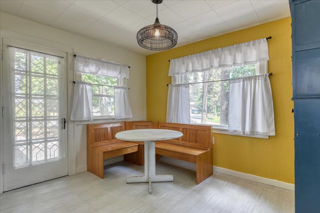 624 LINCOLN St, Cheney, WA 99004