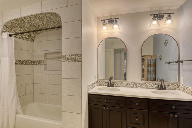 624 LINCOLN St, Cheney, WA 99004