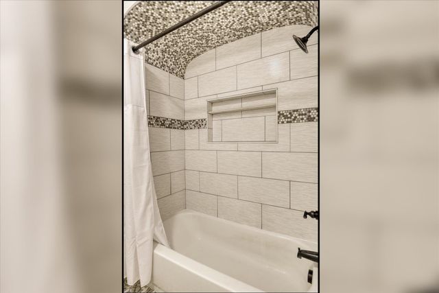 624 LINCOLN St, Cheney, WA 99004