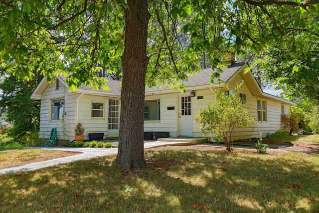 624 LINCOLN St, Cheney, WA 99004
