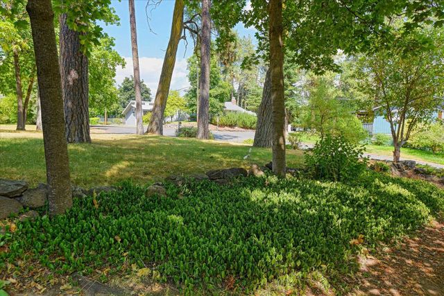 624 LINCOLN St, Cheney, WA 99004
