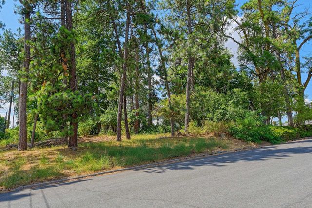 624 LINCOLN St, Cheney, WA 99004
