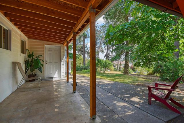 624 LINCOLN St, Cheney, WA 99004