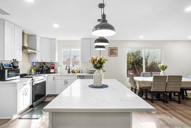 7272 Peter Pan Avenue, San Diego, CA 92114