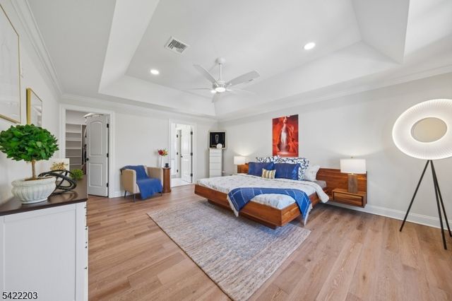 35 Lee Rd, Livingston Twp., NJ 07039