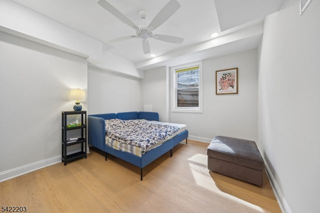 35 Lee Rd, Livingston Twp., NJ 07039