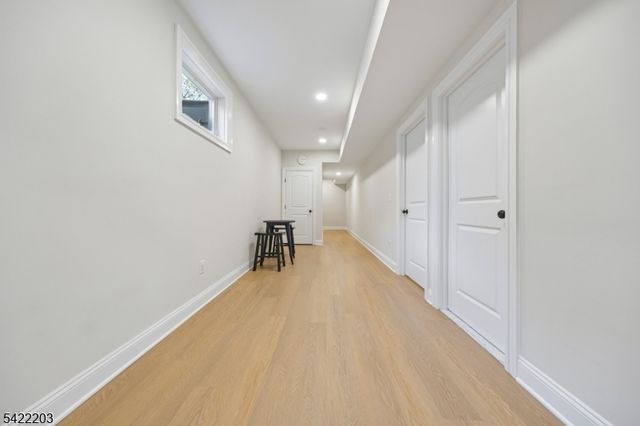 35 Lee Rd, Livingston Twp., NJ 07039