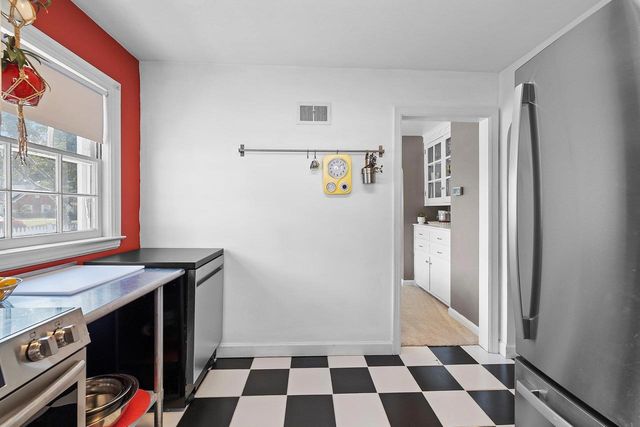 3037 LINCK COURT, Green Bay, WI 54301