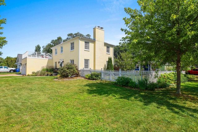 3037 LINCK COURT, Green Bay, WI 54301