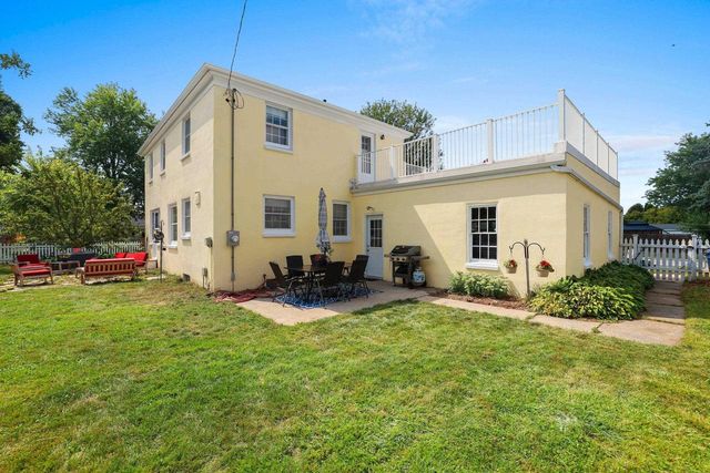 3037 LINCK COURT, Green Bay, WI 54301