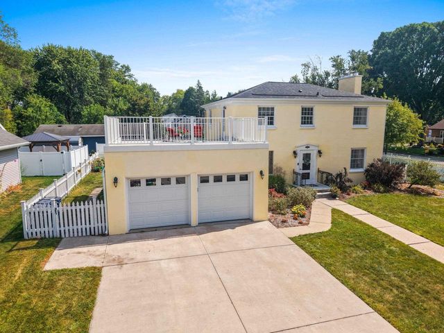 3037 LINCK COURT, Green Bay, WI 54301