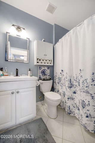 3 Gascony Circle, Manchester, NJ 08759