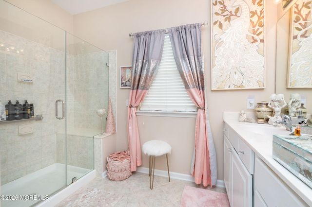 3 Gascony Circle, Manchester, NJ 08759