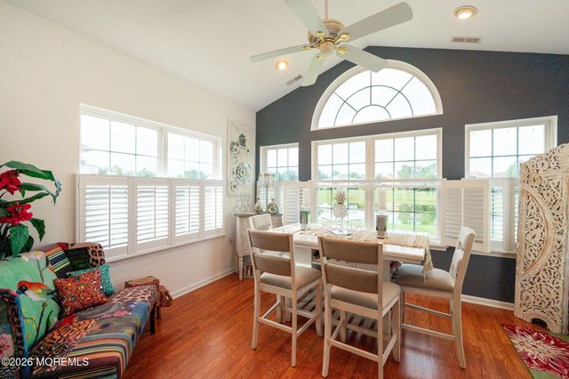 3 Gascony Circle, Manchester, NJ 08759