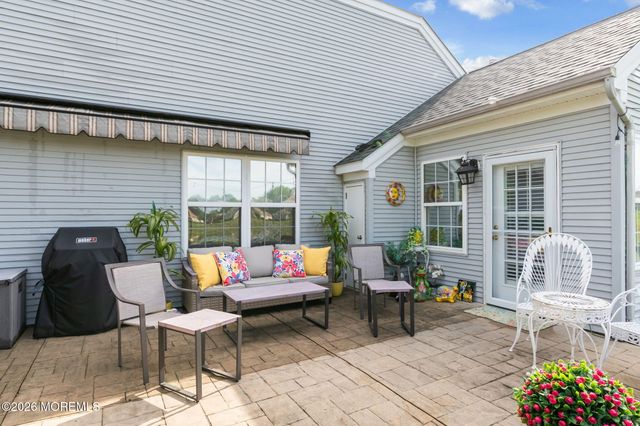 3 Gascony Circle, Manchester, NJ 08759